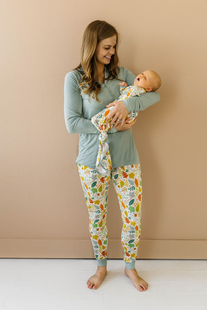 Little Sleepies Warm Taupe Fall Leaves Women's L/S Pajama Set