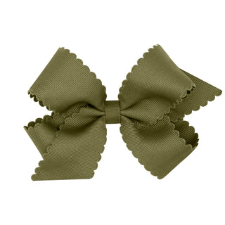 Medium Grosgrain Scallop Edge Hair Bow on Clippie, Wee Ones, Alligator Clip, Alligator Clip Hair Bow, cf-type-hair-bow, cf-vendor-wee-ones, Clippie, Clippie Hair Bow, Grosgrain Scallop Edge H