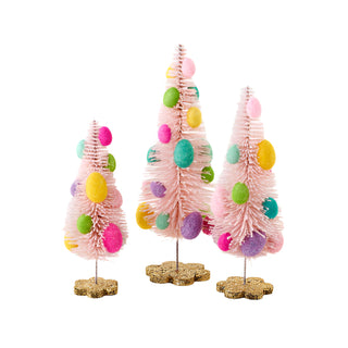 One Hundred 80 Degrees Sisal Tree w/Eggs