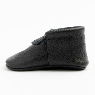 Freshly Picked First Pair Soft Sole Moccasins - Carbon, Freshly Picked, cf-size-0-newborn-3-months, cf-type-moccasins, cf-vendor-freshly-picked, Cyber Monday, Freshly Picked, Freshly Picked B