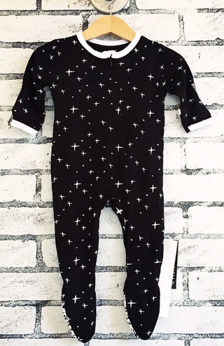 Peregrine Kidswear Black Stars Footie, Peregrine Kidswear, Bamboo, Bamboo Footie, CM22, Cyber Monday, Els PW 8258, End of Year, End of Year Sale, Footed Sleeper, Footie with Zipper, Gender Ne