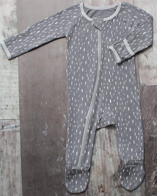 Bestaroo Grey Falling Feathers Footie, Bestaroo, Besta  roo, Bestaroo, Bestaroo Footie, Bestaroo Pajamas, Black Friday, CM22, Falling Feathers, Footie with Zipper, Grey, Neutal, Neutral Footi