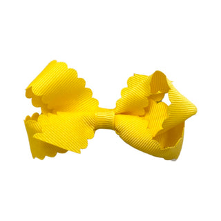 Mini Grosgrain Scallop Edge Hair Bow on Clippie, Wee Ones, Alligator Clip, Alligator Clip Hair Bow, cf-type-hair-bow, cf-vendor-wee-ones, Clippie, Clippie Hair Bow, Grosgrain Scallop Edge Hai