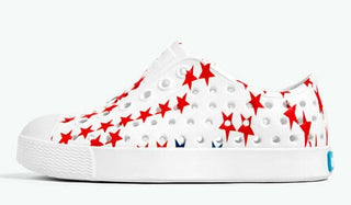 Native Jefferson Print Shoes - Shell White / Little Star, Native, 4th of July, Black Friday, Boys Shoes, Cyber Monday, Els PW 5060, Els PW 8258, End of Year, End of Year Sale, Jefferson, Kids